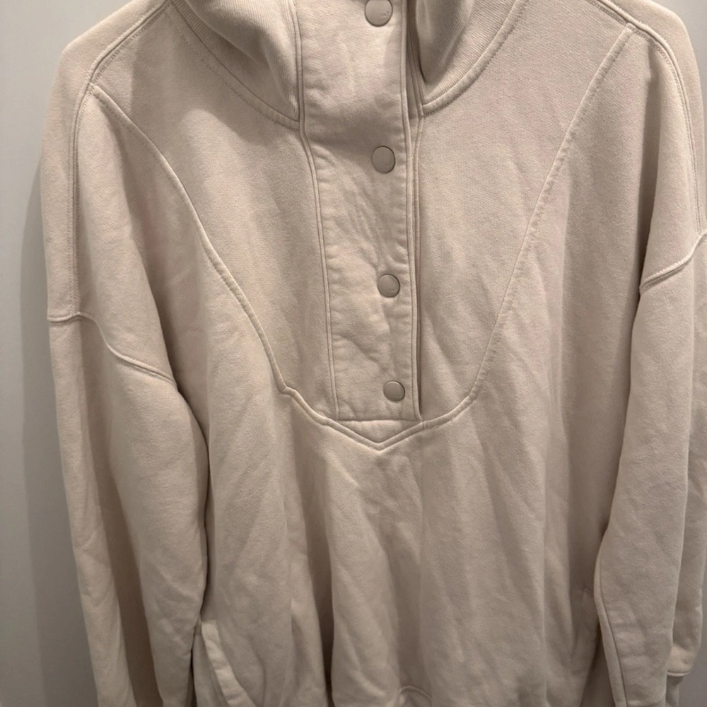 NWT Abercrombie & Fitch Cream Cowl Neck Snap Front Sweater